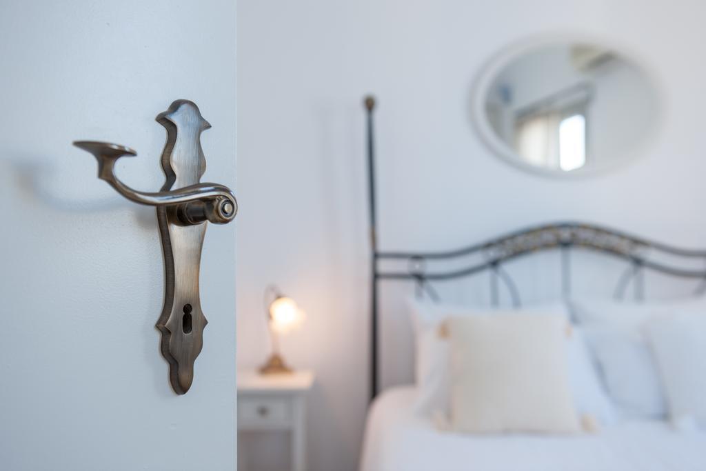 אימרוביגלי Vista Mare Suites חדר תמונה