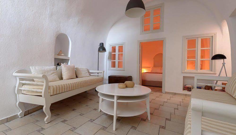 אימרוביגלי Vista Mare Suites מראה חיצוני תמונה